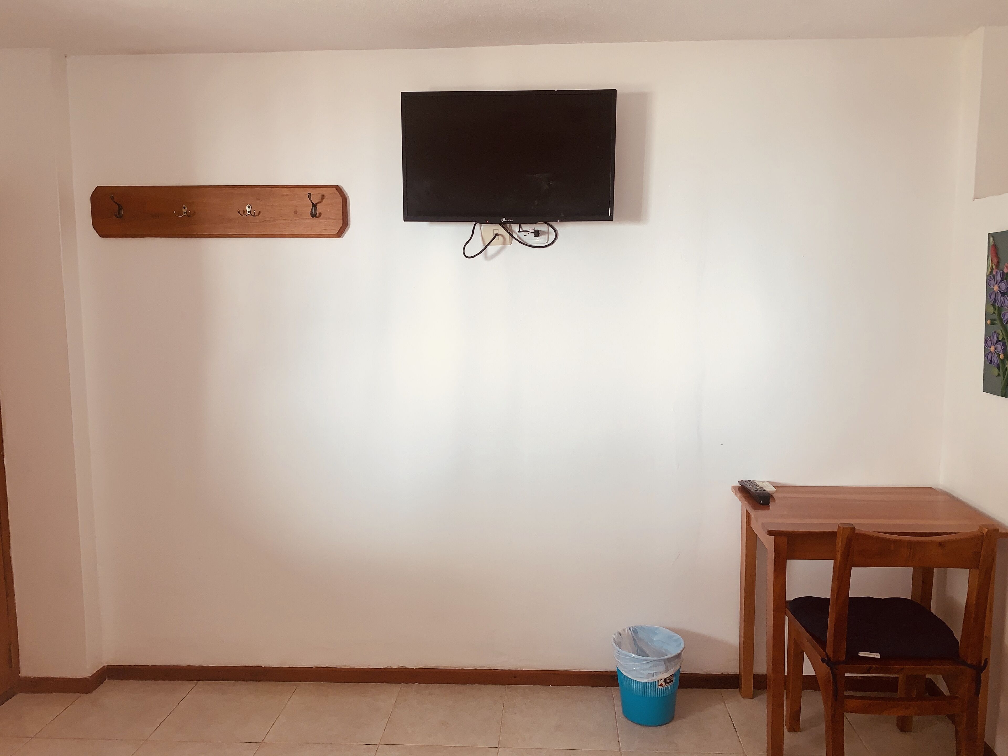 standard double room, 2 single beds | desk, blackout curtains, free wifi, bed sheets