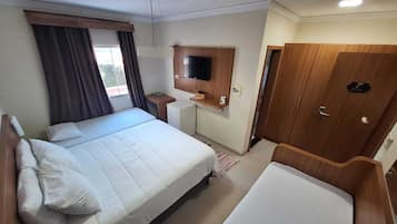 Kamar Keluarga | Minibar, brankas, Wi-Fi gratis, dan seprai linen