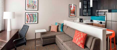 Suite, 1 Bedroom | Living area | 32-inch Smart TV with premium TV channels, TV, Netflix
