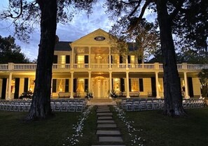 Front of property - Linden Bed and Breakfast (Natchez)