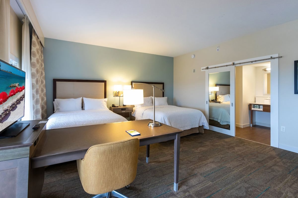 In-room safe, desk, laptop workspace, free cots/infant beds