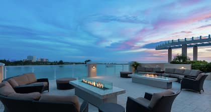 Hampton Inn & Suites Clearwater Beach