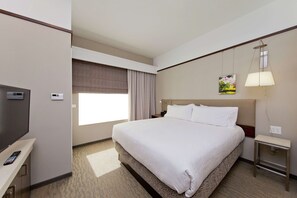 Suite, 1 King Bed, Non Smoking | In-room safe, individually decorated, individually furnished, desk - Hilton Garden Inn Martinsburg (Martinsburg)