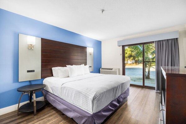 Family Suite, 2 Bedrooms, Refrigerator & Microwave