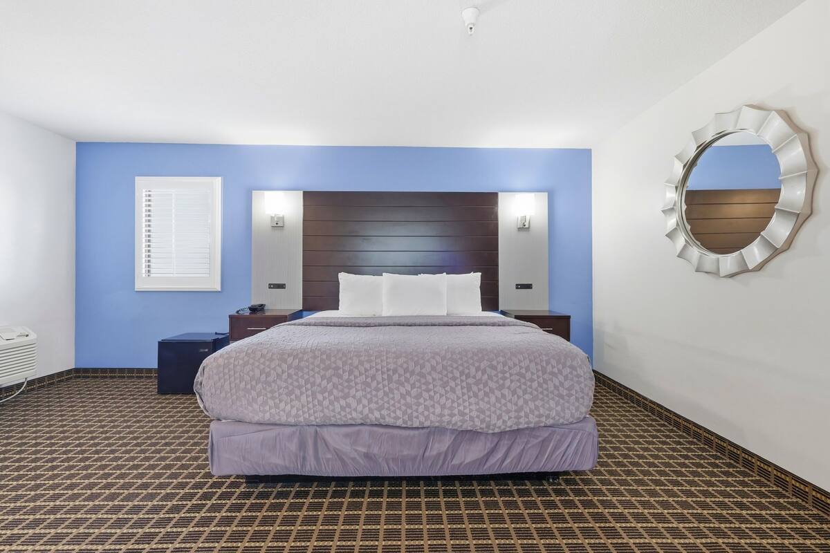 Desk, blackout curtains, iron/ironing board, free WiFi