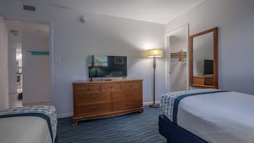 Standard Apartment, 2 Bedrooms, Ocean View | 2 bedrooms, iron/ironing board, WiFi (free)
