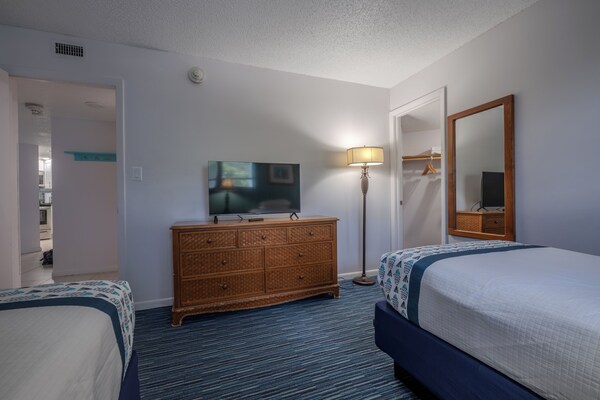 Oceanique Resort - Melbourne Beach, FL