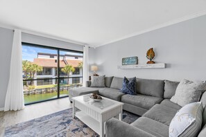 公寓客房, 2 間臥室 (Golf Villa 957) | 起居區 | 電視