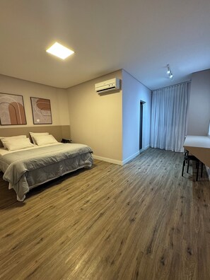 Deluxe Room | Minibar, desk, laptop workspace, free WiFi - Hotel Diamante (São Paulo)
