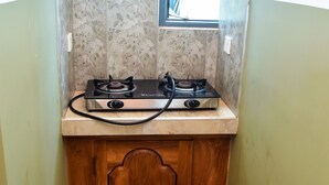 Standard Double Room | Private kitchenette - ZEN Rooms Sellamuttu Avenue Colombo 3 (Colombo)