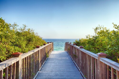 Village of South Walton by Panhandle Getaways