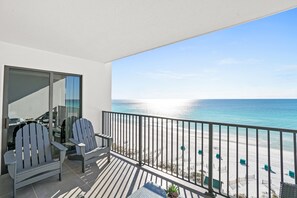 Condo, 2 Bedrooms, Sea View (904) | Balcony