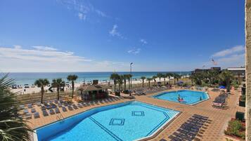 Indoor pool, 2 outdoor pools