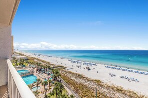 Condo, 1 Bedroom, Beach View, Oceanfront | Pemandangan dari bilik