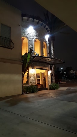 Front of property - evening/night