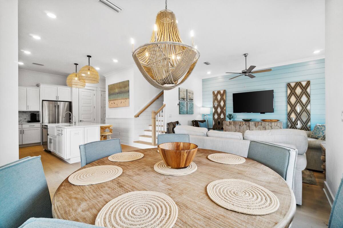 Townhouse, 3 soverom (Breezy Bliss) | Spiseområde på rommet