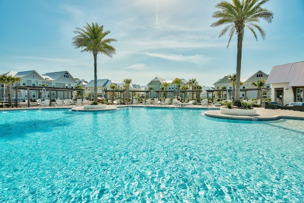 2 outdoor pools, pool umbrellas, sun loungers