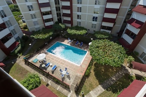 Outdoor pool - New Kingston Guest Apartments at Abbey (Kingston)