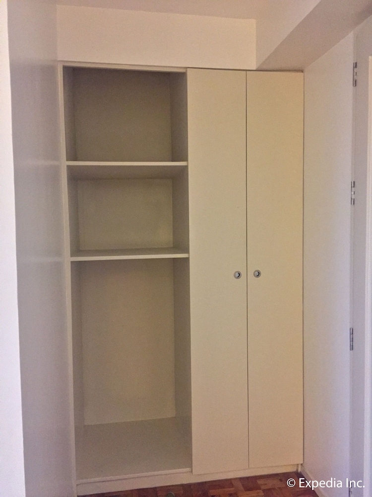 The Clipper House Makati by null