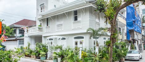 Voorkant van accommodatie