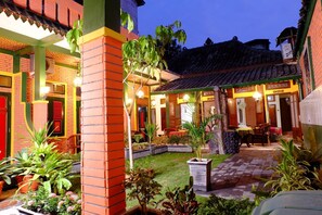 Property grounds - Kampoeng Djawa Guesthouse (Yogyakarta)