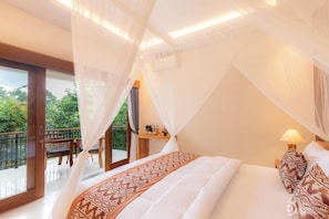 Ropa de cama de alta calidad, escritorio, wifi gratis y ropa de cama