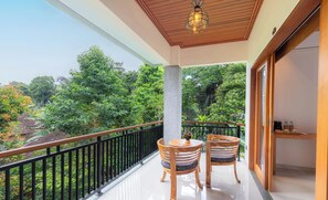 Standard Double Room | Teres/patio