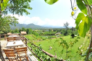 View from property - Tony Guesthouse (Pai)