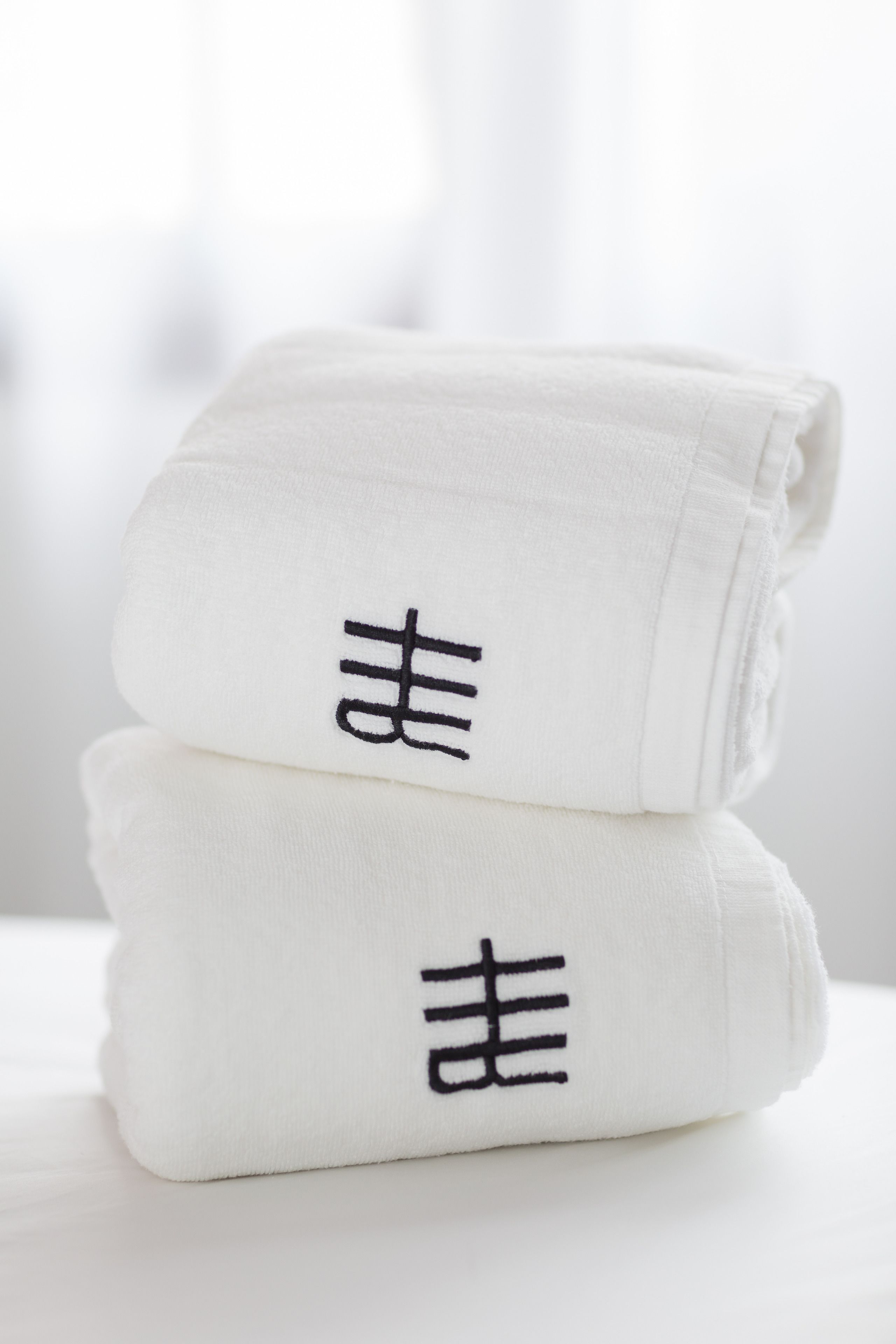 deluxe room | in-room safe, desk, iron/ironing board, rollaway beds