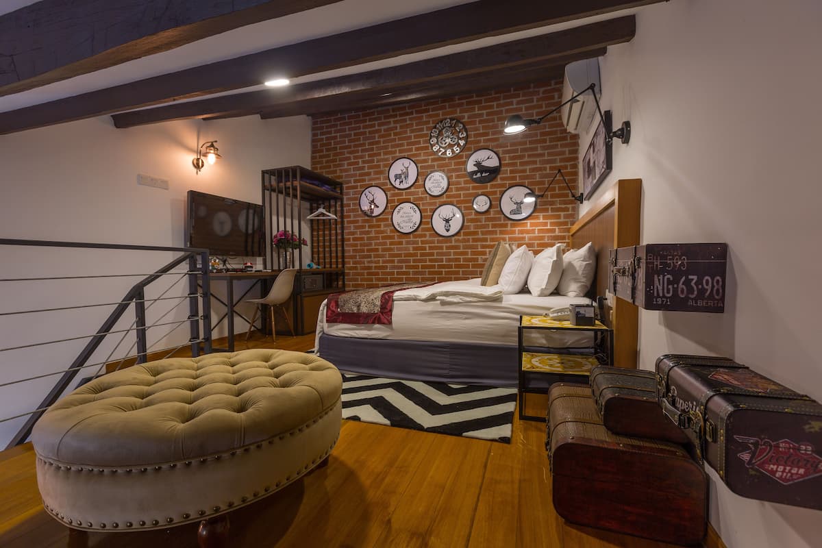 Exclusive Duplex