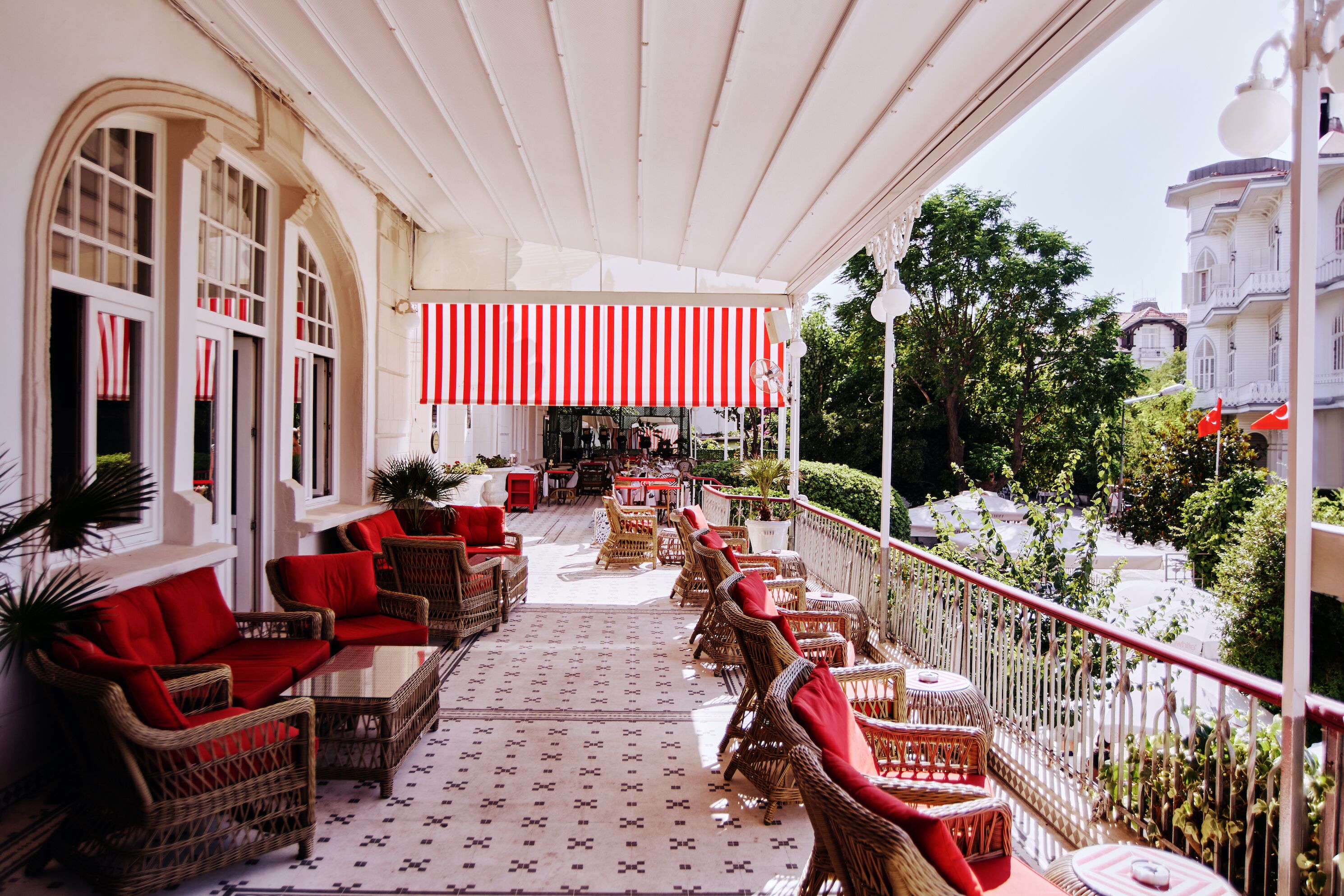 Bar (in der Unterkunft)