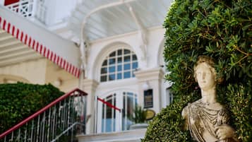 Entrada de la propiedad