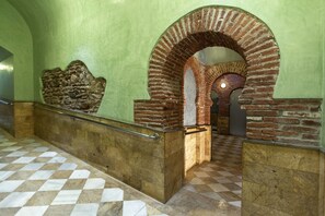 カップル用トリートメントルーム、サウナ、温泉 / 鉱泉、トルコ風呂 / ハマム、ボディ トリートメント、泥風呂