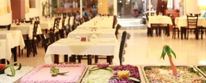 Tägliches inbegriffenes Frühstücksbuffet