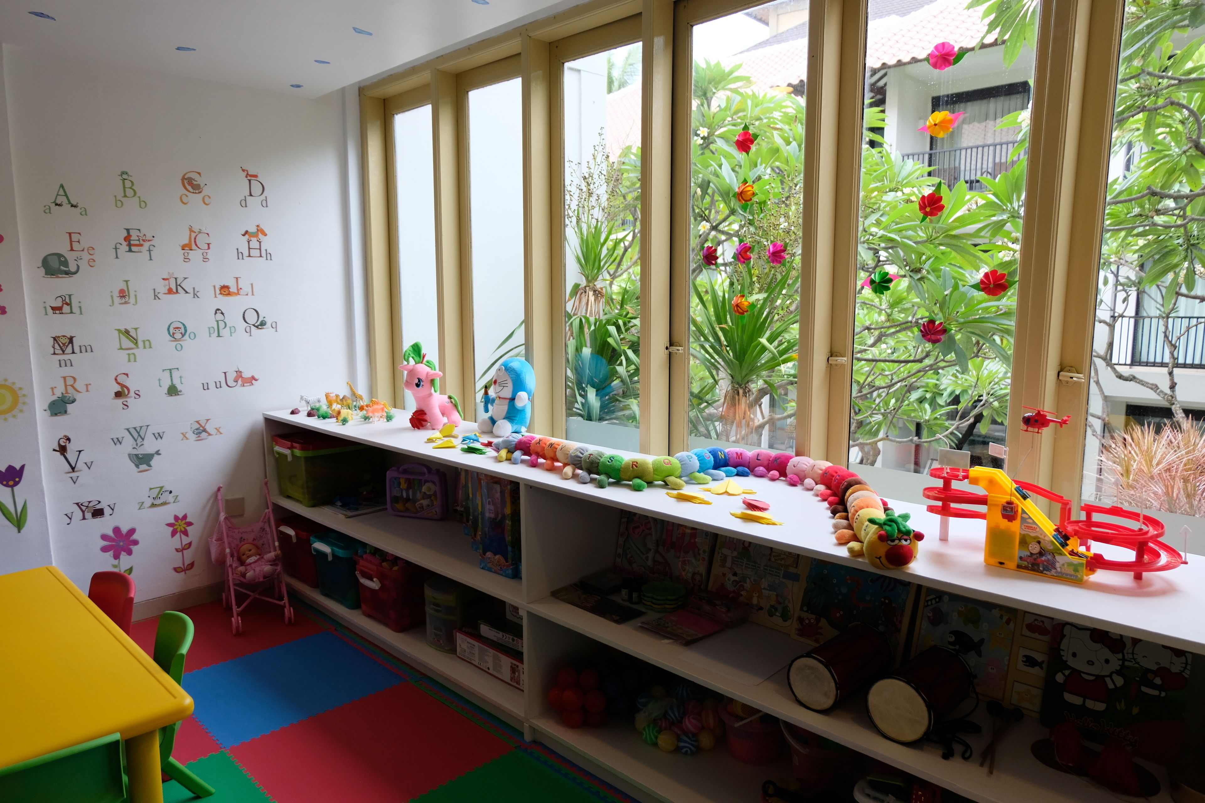 children’s play area – indoor