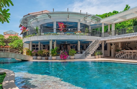 2 outdoor pools, sun loungers. Away Bali Legian Camakila