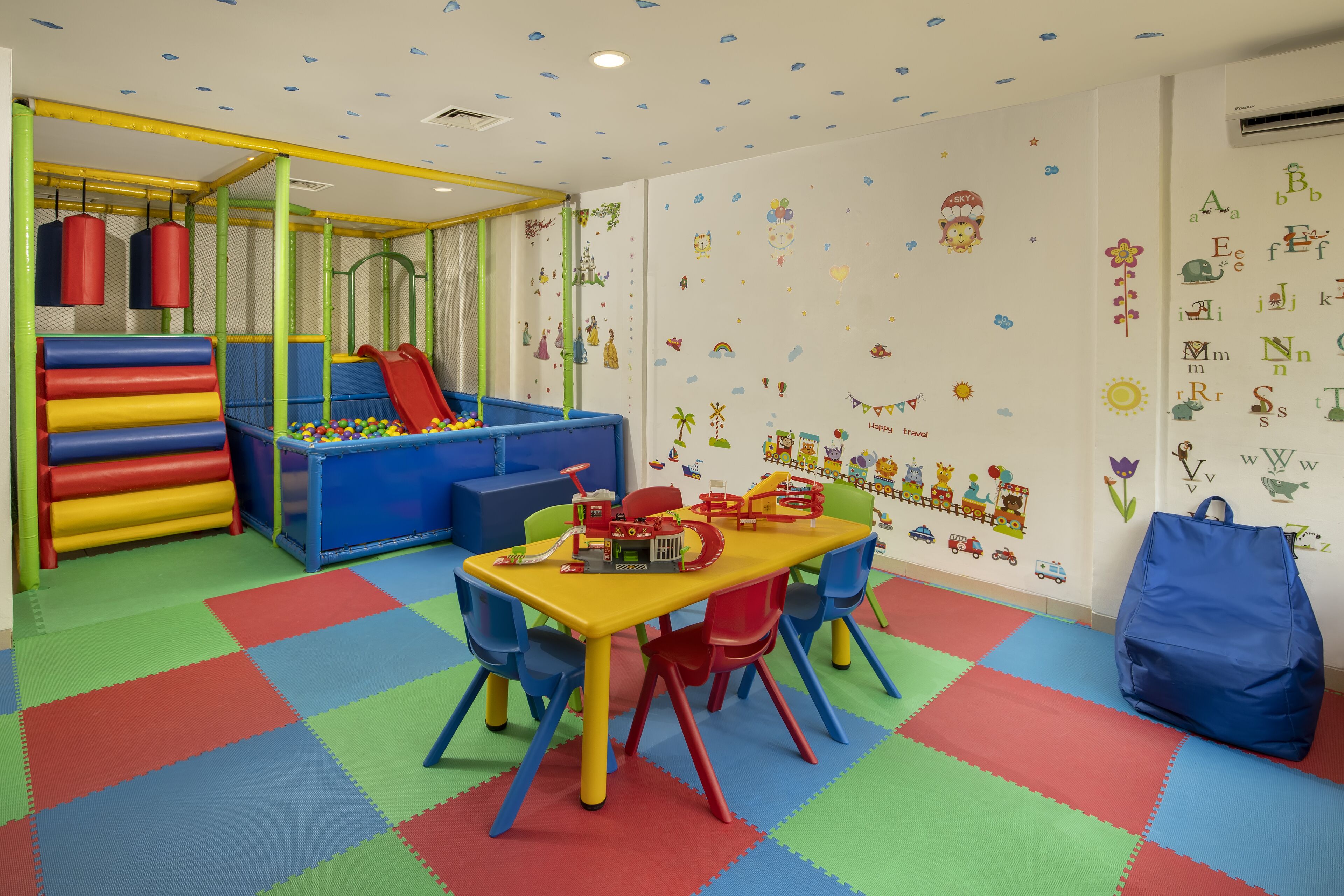 children’s play area – indoor