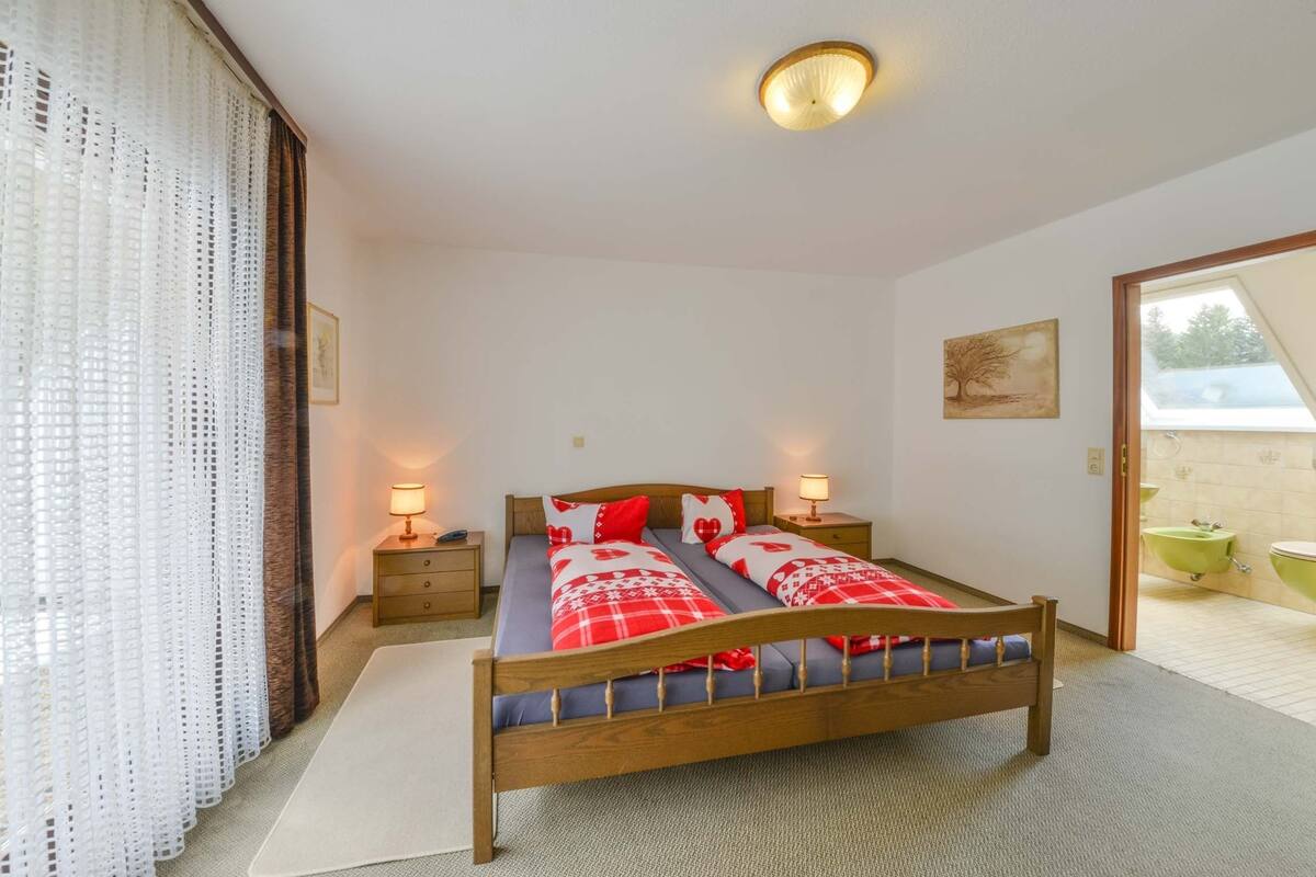 Duplex, 1 Bedroom, Balcony (4 guests, Suite) | Desk, cots/infant beds, rollaway beds, free WiFi