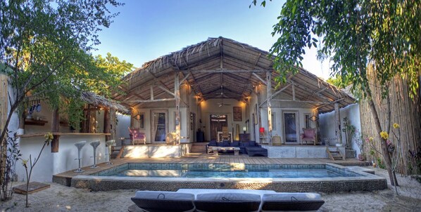 Outdoor pool - Villa Rumah Rinda (Gili Trawangan)