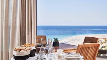 Suite, 2 Bedrooms | In-room dining