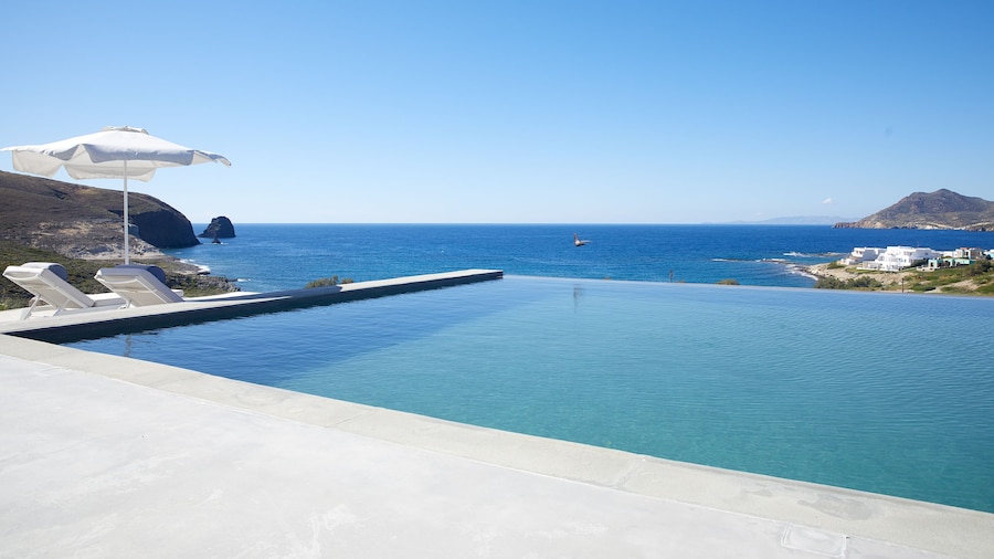 Milos Breeze Boutique Hotel