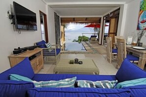 Villa, 1 Bedroom, Ocean View | Living area