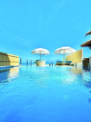 3 outdoor pools - Lembongan Harmony Villas (Lembongan Island)