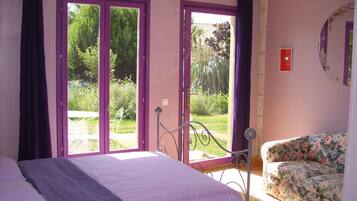 Tweepersoonskamer (Lili) | Individueel gedecoreerd, individueel gemeubileerd