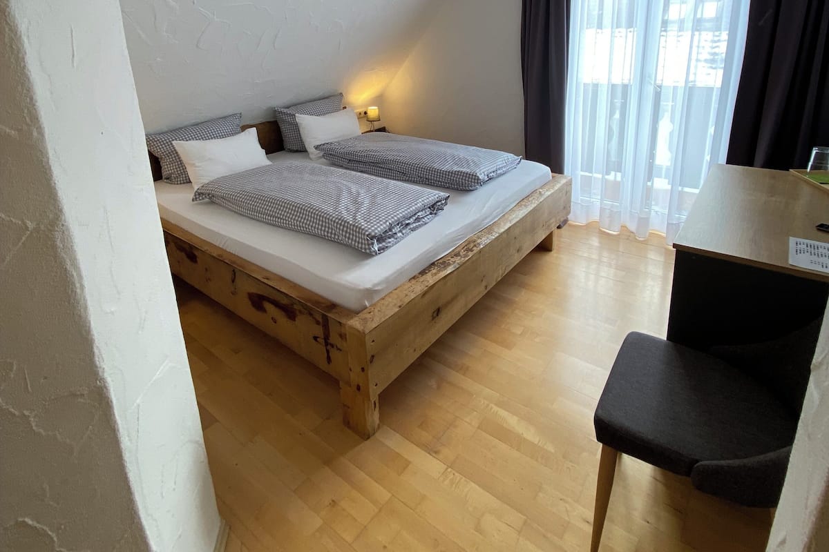 Standard Double Room, Non Smoking, Mountain View | Hypo-allergenic bedding, minibar, desk, blackout curtains