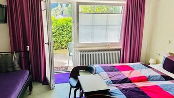 Ropa de cama de alta calidad y wifi gratis