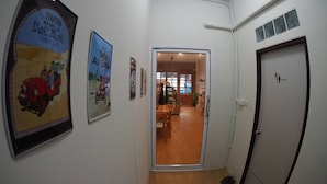 Hallway - Hasu Guesthouse (Hat Yai)