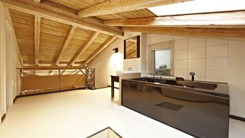 Apartment, 5 Bedrooms (8 Adults + 2 Children) | Bathroom | Hair dryer, towels