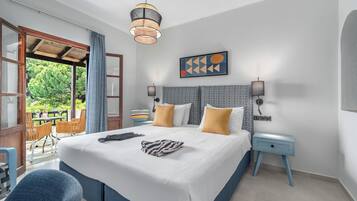 1 bedroom, in-room safe, individually decorated, individually furnished