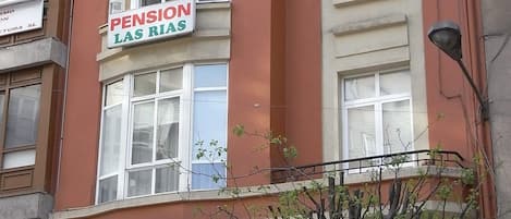 Majoituspaikan julkisivu